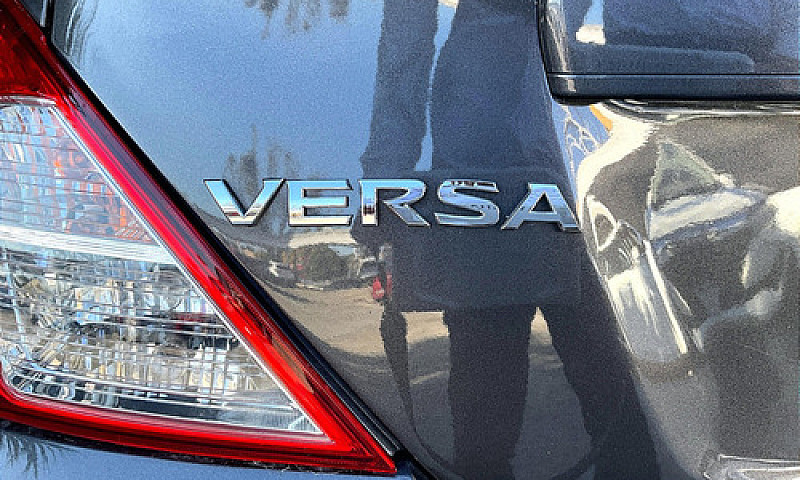 Nissan Versa 2015...