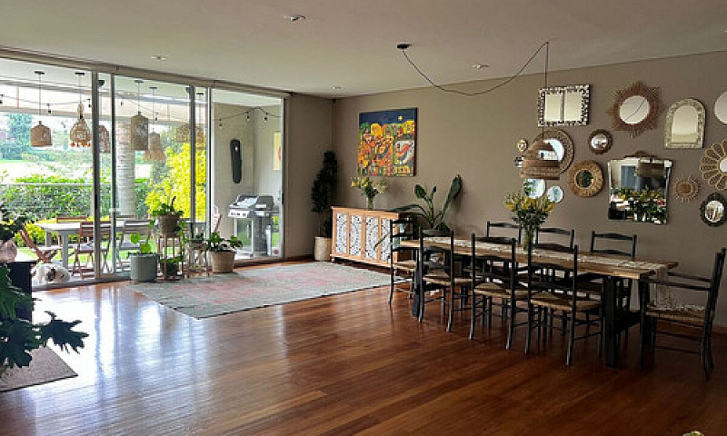 Casa En Venta En Lom...