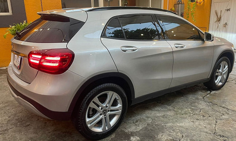 Mercedes-Benz Clase ...