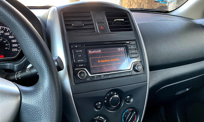 Nissan Versa 2019...
