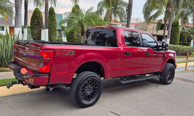 Ford F-250 6.7L Supe...