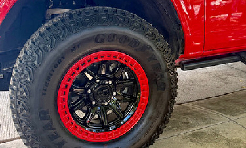 Ford Bronco 2023...