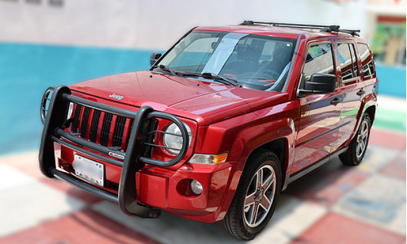 Rojo Sport Std 4X2 T...