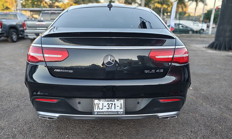 Mercedes-Benz Clase ...