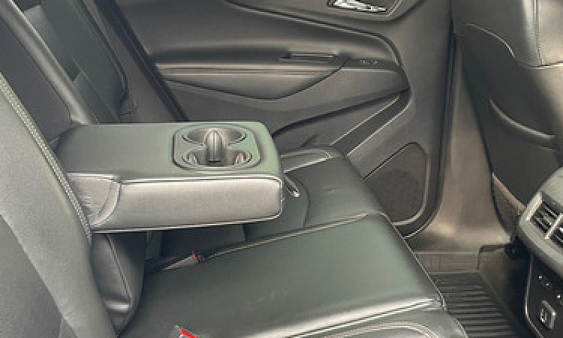 Chevrolet Equinox 1....