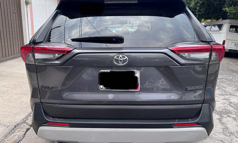 Toyota Rav4 2.5 Adve...