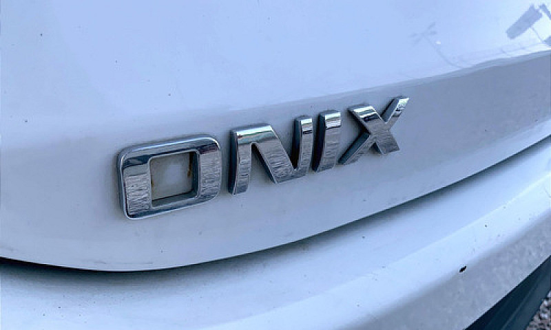 Chevrolet Onix 2021...