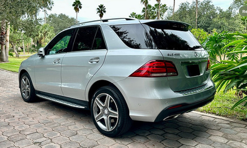 Mercedes-Benz Clase ...