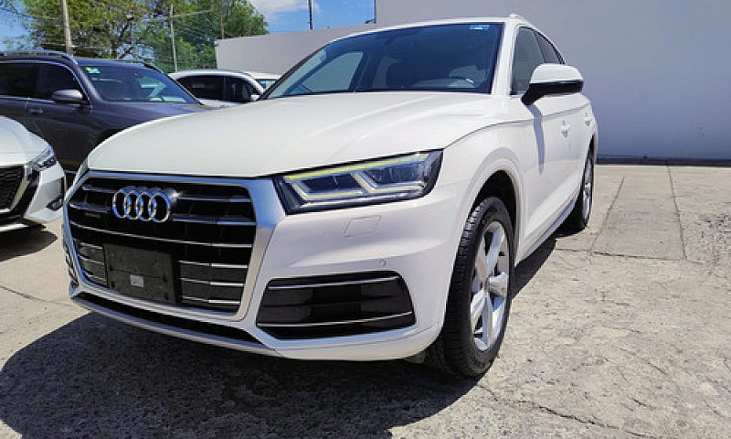 Audi Q5 2.0 L T Elit...