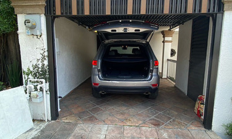 Jeep Grand Cherokee ...