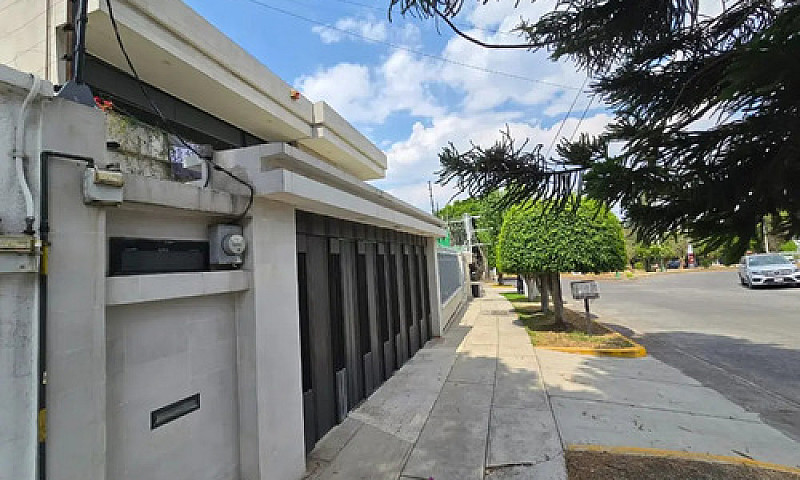 Casa En Venta En Ciu...