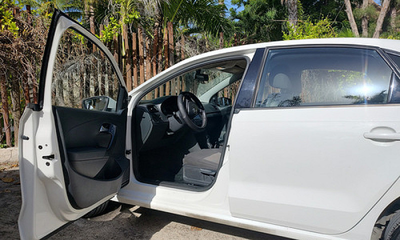 Volkswagen Vento 1.6...