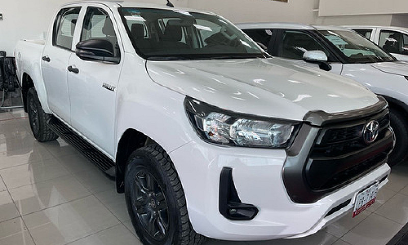 Toyota Hilux 2021...