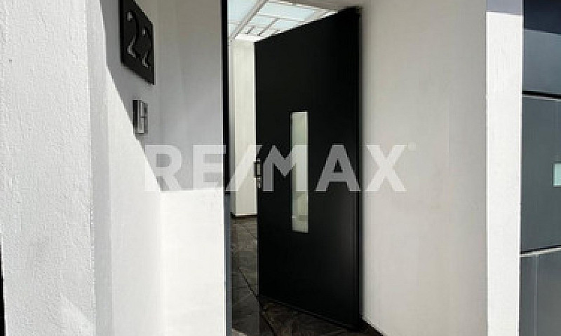 Casa En Venta, En Lo...