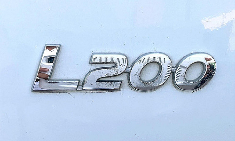 Mitsubishi L200 2022...
