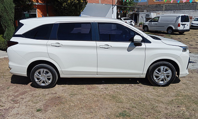 Toyota Avanza 1.5 Le...