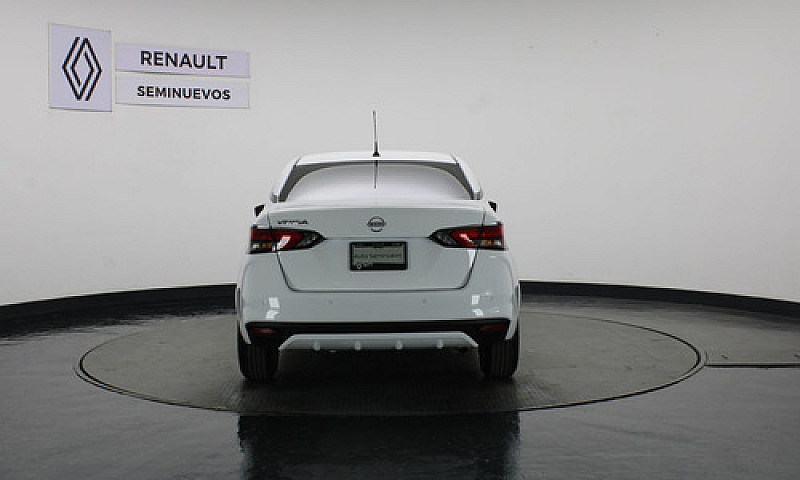 Nissan Versa 1.6 Sen...