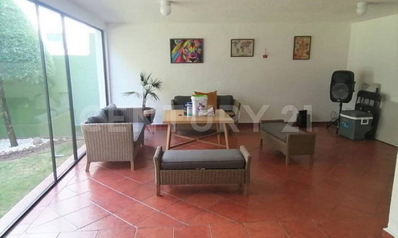Casa En Venta En Lom...