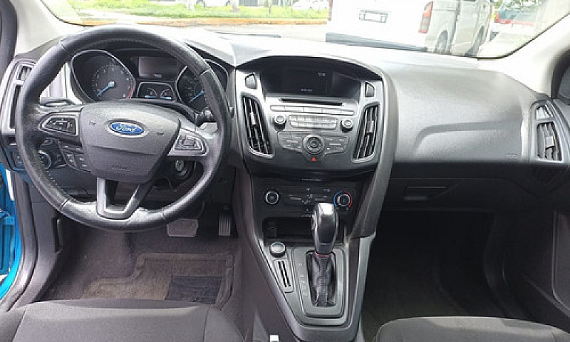 Ford Focus 2.0 Se At...