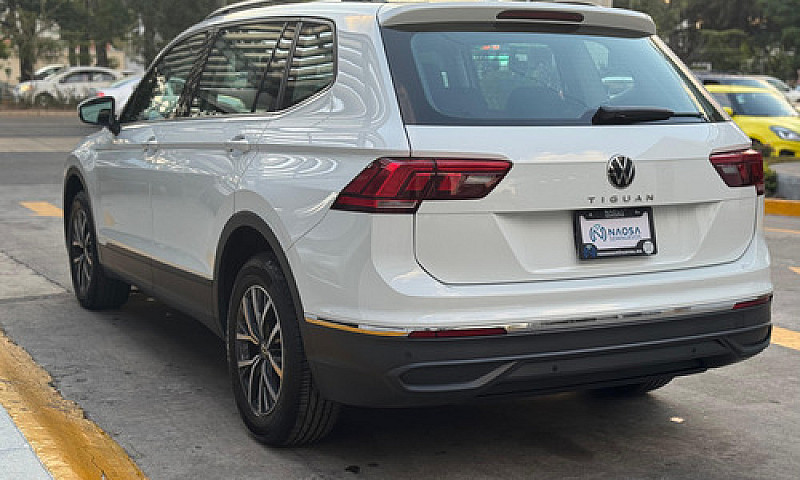 Volkswagen Tiguan 1....