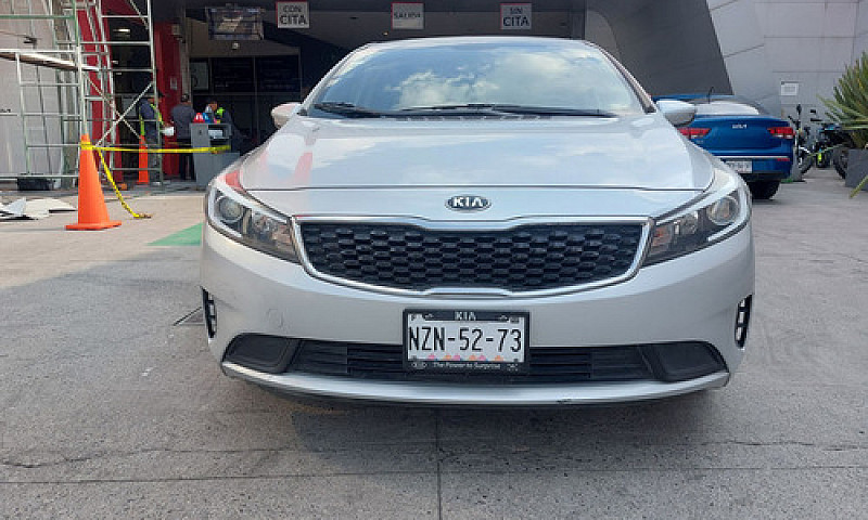 Kia Forte 2017...