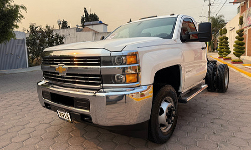 Chevrolet Silverado ...