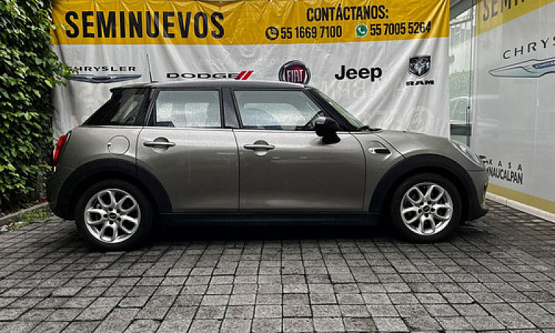 Mini Cooper 2019 1.5...