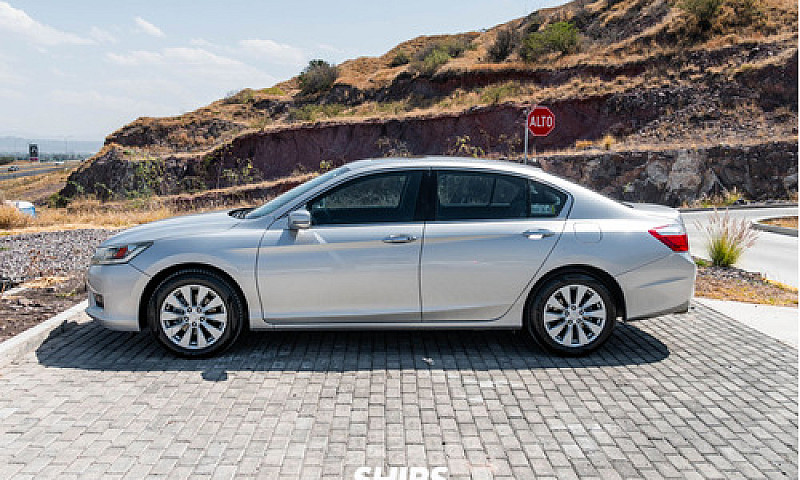 Honda Accord 2015...