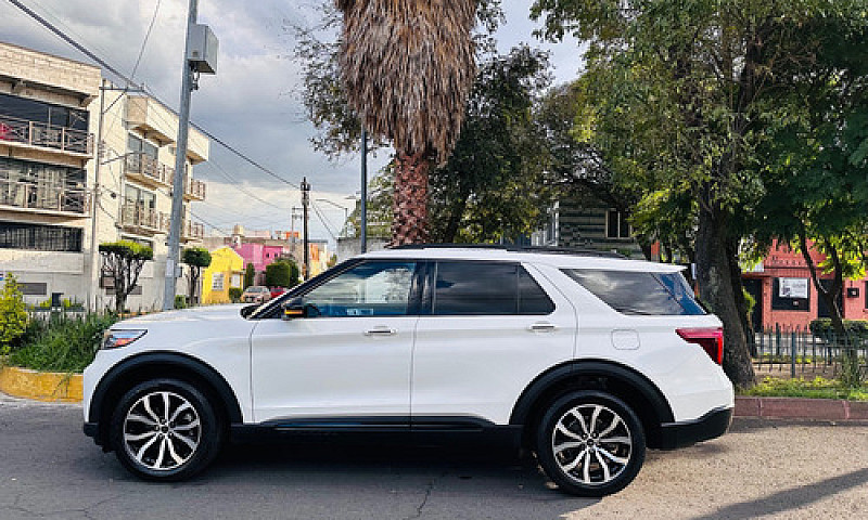 Ford Explorer 3.0 V6...