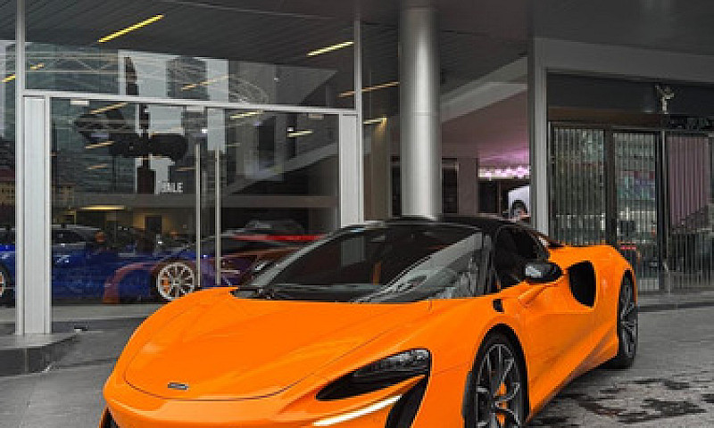 Mclaren Artura Coupé...