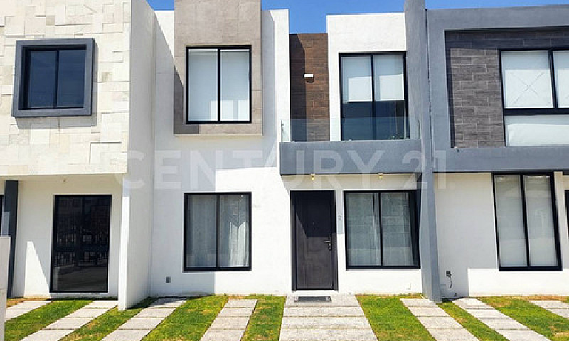 Casa En Venta, La  C...