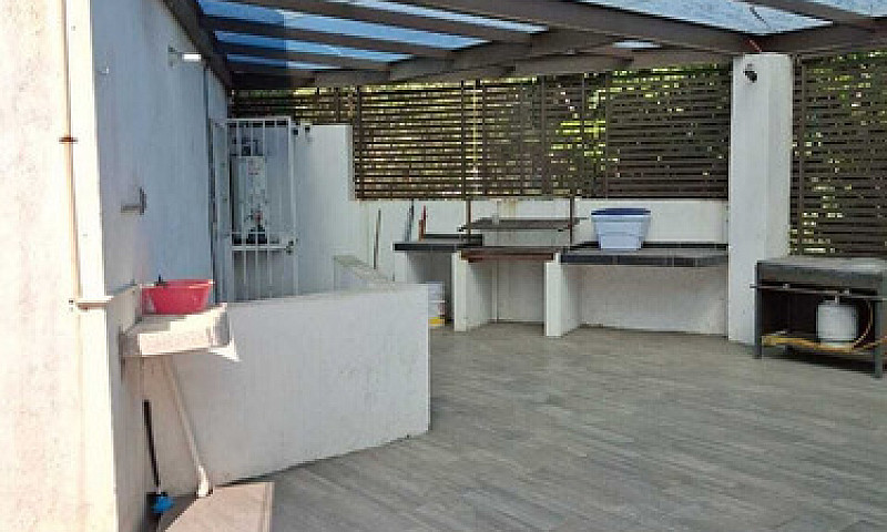 Casa En Venta En Sat...