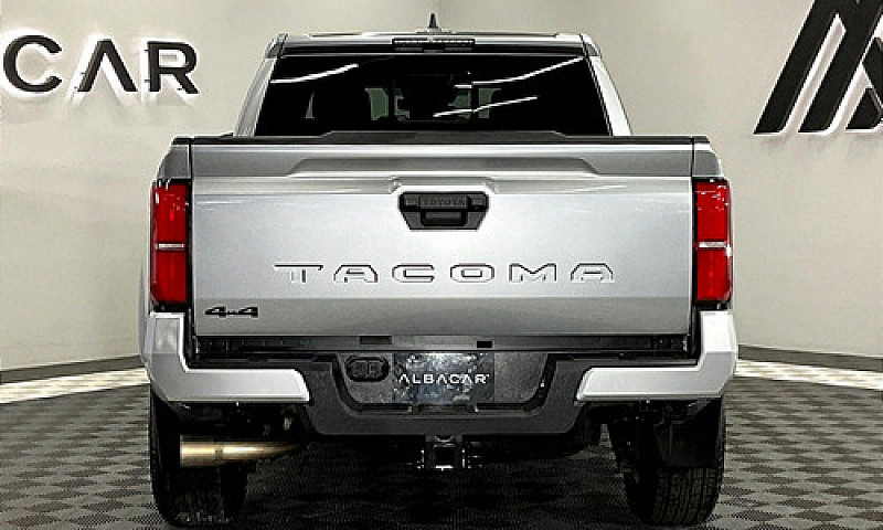 Toyota Tacoma 2024...