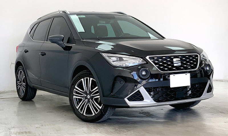 Seat Arona 2022...