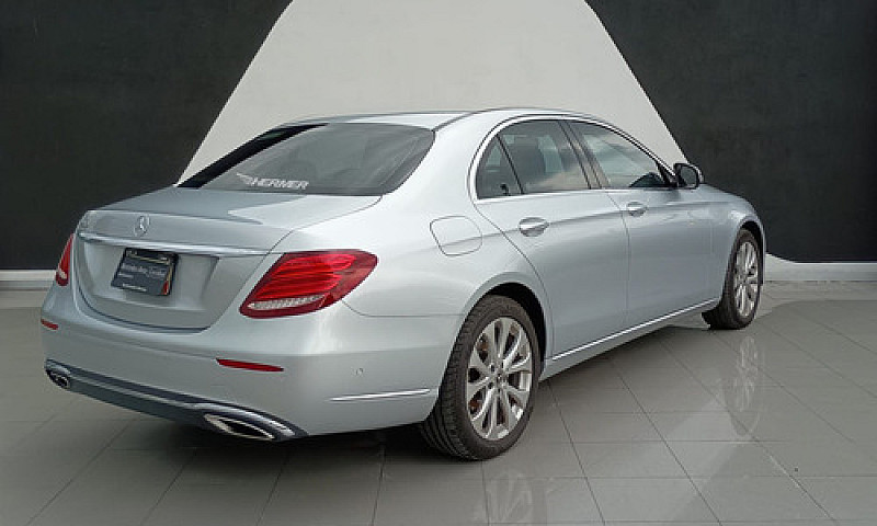Mercedes-Benz Clase ...
