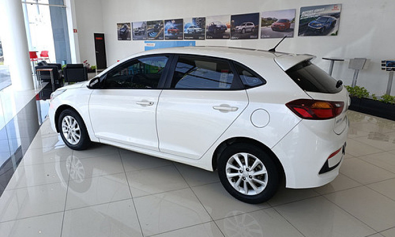 Hyundai Accent 2019...