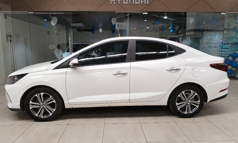 Hyundai  Hb20  2023...