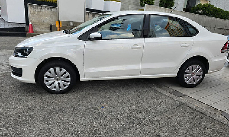Volkswagen Vento 1.6...