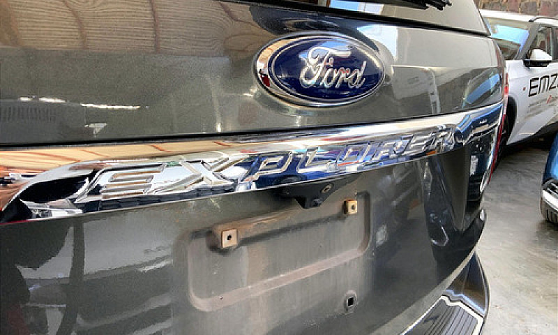 Ford Explorer 2018...