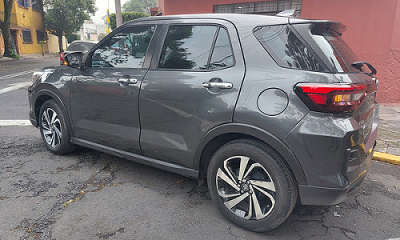 Toyota Raize 1.0T Xl...