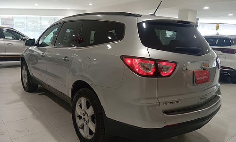 Chevrolet Traverse 2...