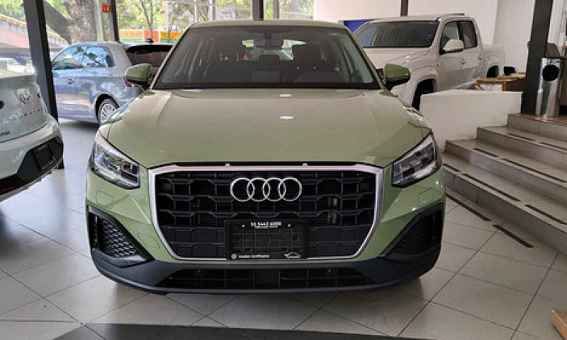 Audi Q2 2022...