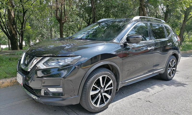 Nissan X-Trail 2.5 E...