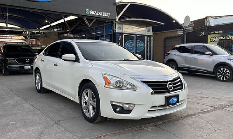 Nissan Altima 2015...