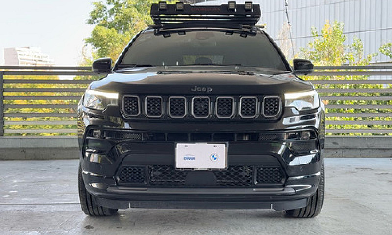 Jeep Compass 2024...