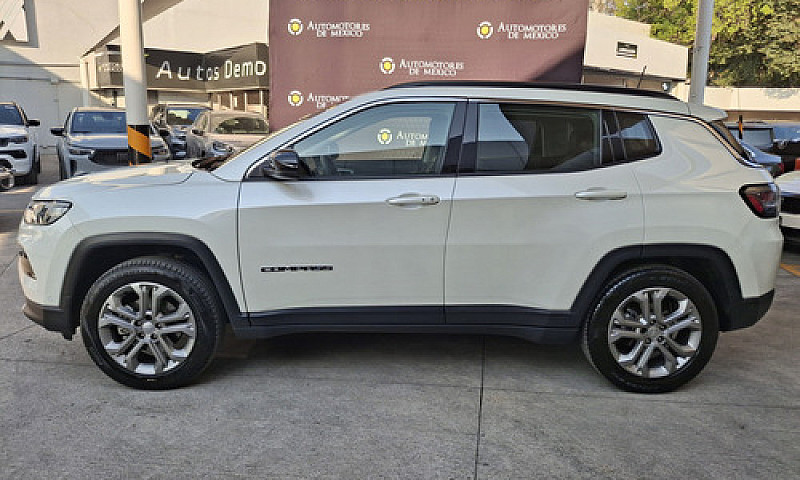 Jeep Compass 2023...