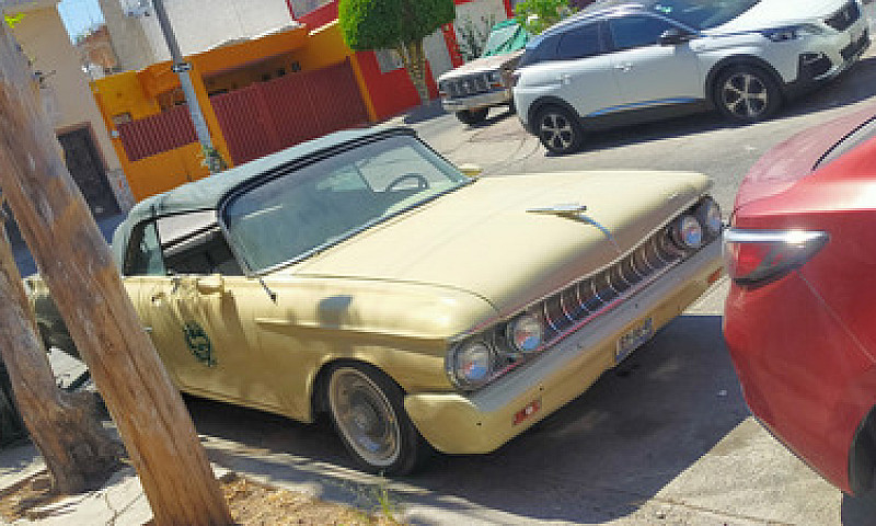 Convertible V8 Motor...