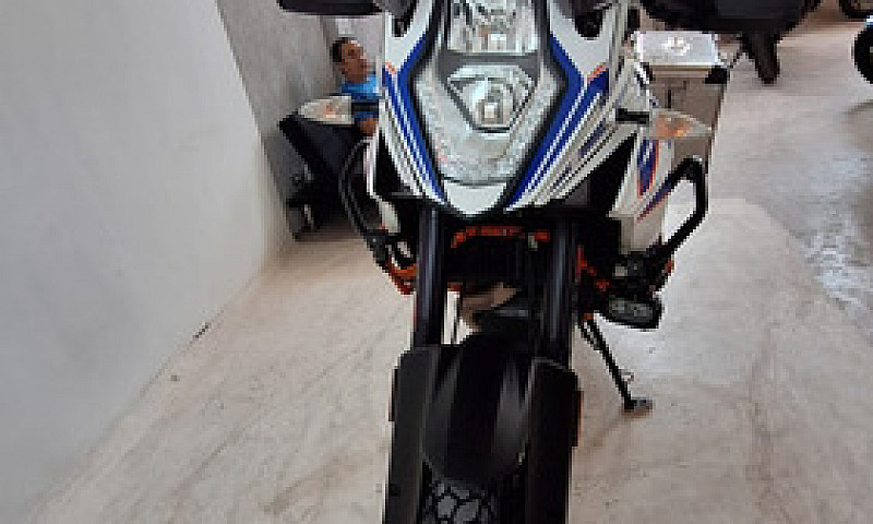 Ktm Adventure 1090 R...