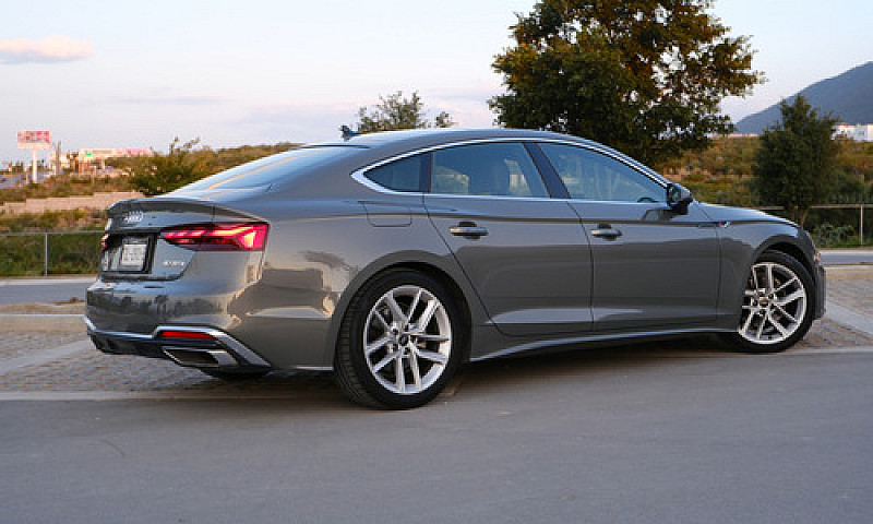 Audi A5 2.0 Sportbac...