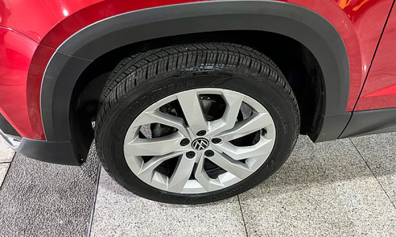 Volkswagen Taos 2024...